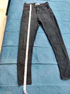 Black Skinny Fit Jeans