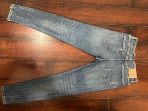 Zara Distressed Jeans