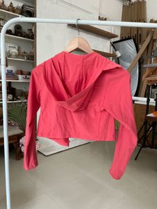 Customized Coral Hooded Cropped Jacket