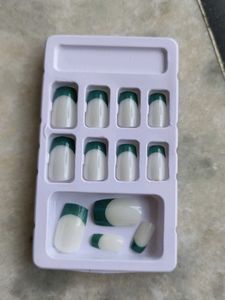 French Tip False Nails Set
