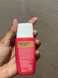 Dot &amp; Key Strawberry Tinted Sunscreen SPF 50