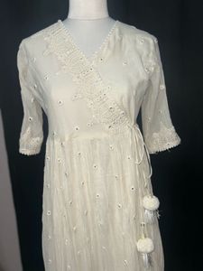 Elegant White Chikankari Kurta