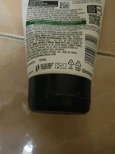 Garnier Men AcnoFight Cleanser