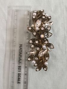 Hair Clip  Womens / Girls