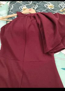 Final price 🚨🚨Branded Maroon One Shoulder