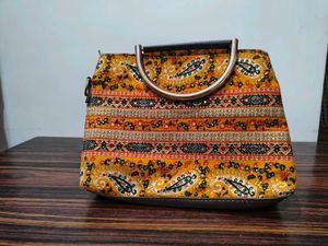 Unique Paisley Print Handbag