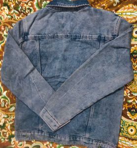 Denim Jacket - Stylish &amp; Trendy