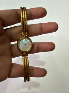 Titan Mother-of-Pearl Dial Bracelet Watch