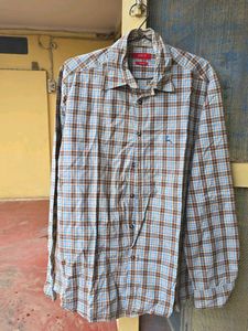 Men's Plaid Button-Down Shirt