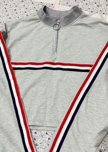Completely New Striped Sleeve Crop Top