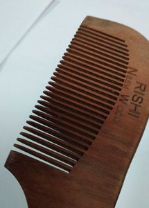 Rishi Neem Wood Comb