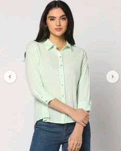 Light Mint Green Button-Down Shirt💚