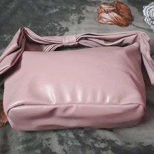 myglamm Bow Handbag