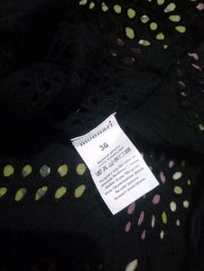 Chic Black Eyelet Sleeveless Top