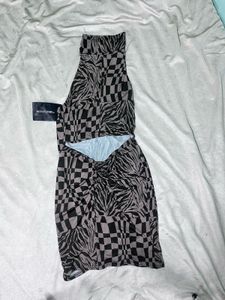 Chic Cut-Out Bodycon Dress