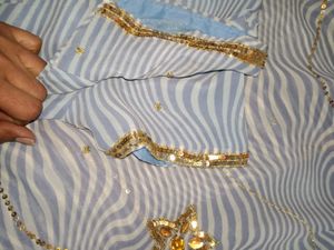 Beautiful Laheriya Saree With Blouse (Sky) (34-36
