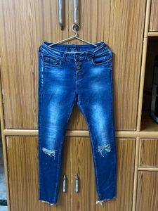 Trendy Ripped Blue Denim Jeans