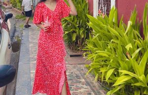 Flowy Floral slit Dress