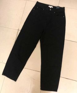 Classic Black High-Waisted mom fit Jeans