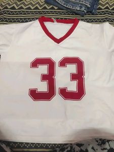 Retro 33 Graphic T-Shirt