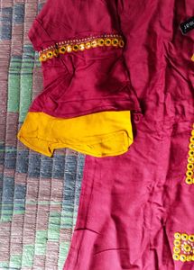 Maroon &amp; Yellow Ethnic Kurta Set