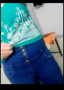 Vibrant Blue High-Waisted Button-Up Jeans