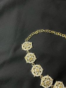 Elegant Gold Chain Necklace with Embellishments
