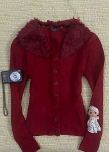 Charming Red Cardigan with detachable Fur Collar