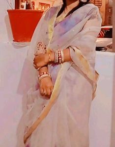 Elegant Saree with Unique Print