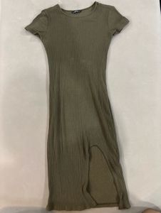 Ribbed Midi Dress with High Slit