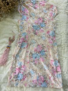 Modern cheongsam/qipao