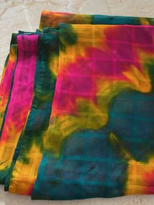 Vibrant Tie-Dye Saree