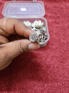 Unique Skull Ring