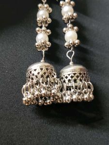 Elegant Pearl Jhumka Earrings