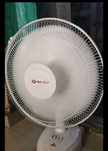 Bajaj Table Fan