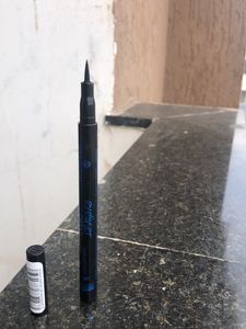 essence Sketch Eyeliner