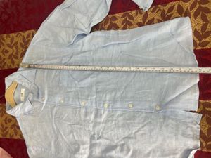 Uniqlo Light Blue Button-Up Shirt