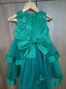 Elegant Emerald Green Party Dress