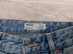 BERSHKA Brand Straight Fit Jeans