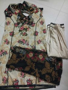 Beautiful Floral Print Kurta set