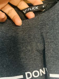 Men's T Shirt Size M