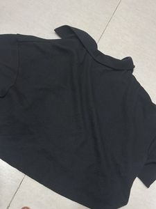 Black Collared Zip-Up Cropped Top