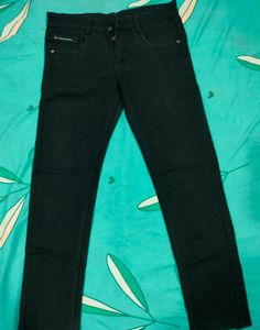 🚨Black Men 30 Size Jeans🚨