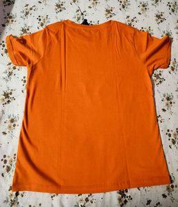 women New Orange T-Shirt with Sailboat Graphic🧡