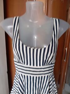 Chic Striped Sleeveless Summer Dress