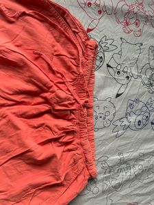 Comfortable Coral Capris