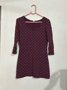 Maroon Polka Dot 3/4 Sleeve Top