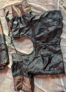 Grey Silk Saree with Stitched Blouse (women’s)