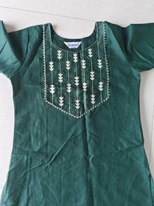 Elegant Green Embroidered Kurta