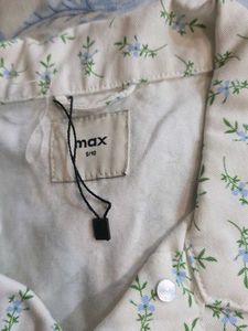 Floral Sleeveless Denim Jacket